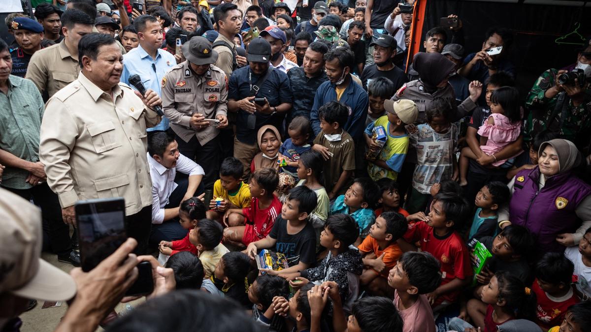 Indonesia flood death toll passes 1,000