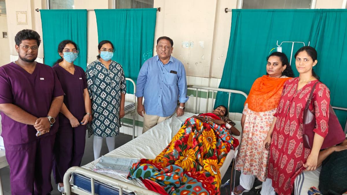 Gandhi Hospital doctors remove 2.8-kg enlarged spleen in 43-year-old woman