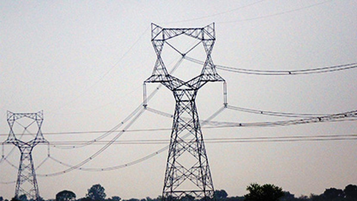 Discoms' dues down by a third to ₹93,000 cr in less than a year of enforcing Late Payment Surcharge Rule