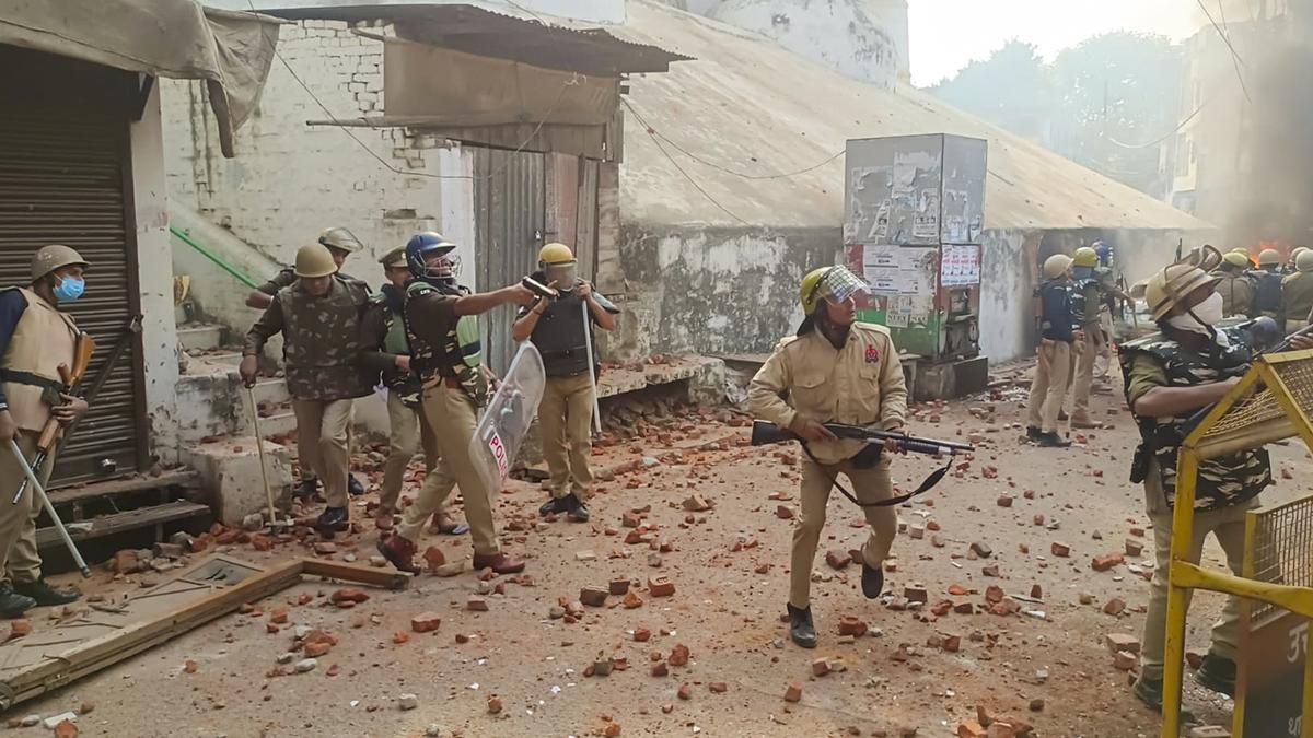 Sambhal mosque survey clash: Internet suspended; shcools shut after violence kills 3, injures 20 cops