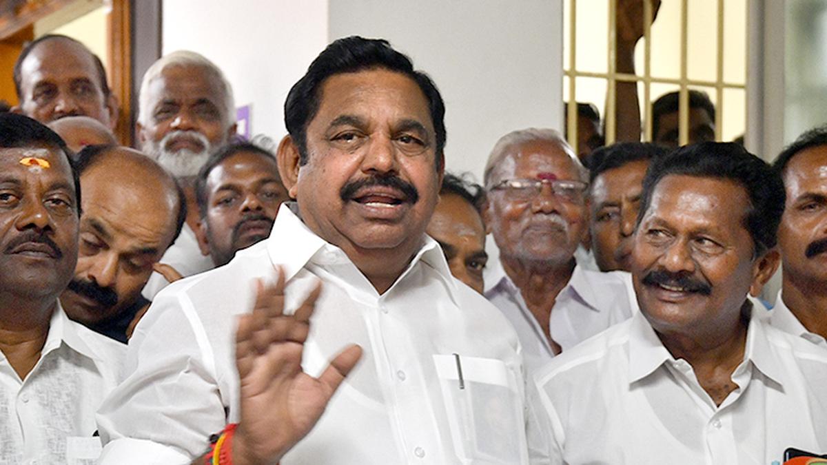 Row over Governor’s address a matter among Ravi, Speaker and State govt., says EPS