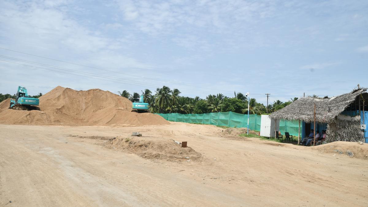 Sand mining case | Madras High Court stays Enforcement Directorate’s summons to five T.N. Collectors