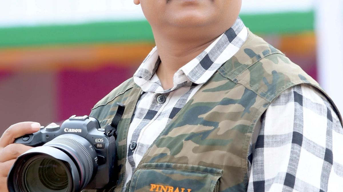 KUWJ award for photographer