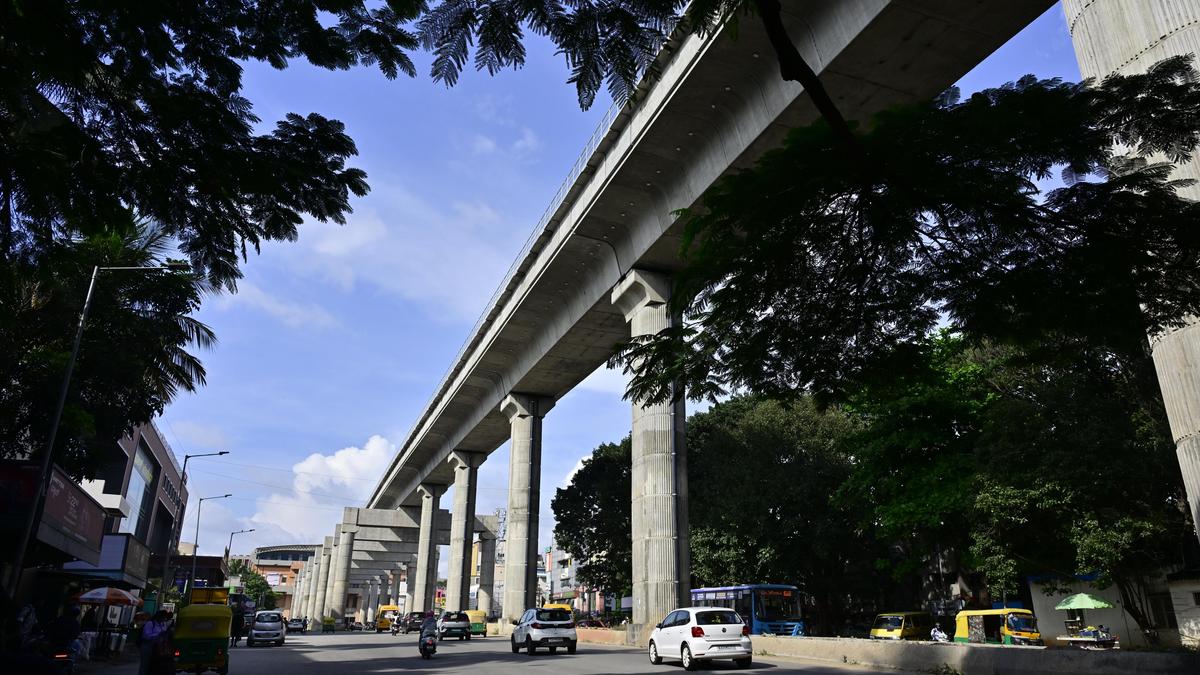 BMRCL begins beautification drive under Pink Line on Bannerghatta Road -  The Hindu