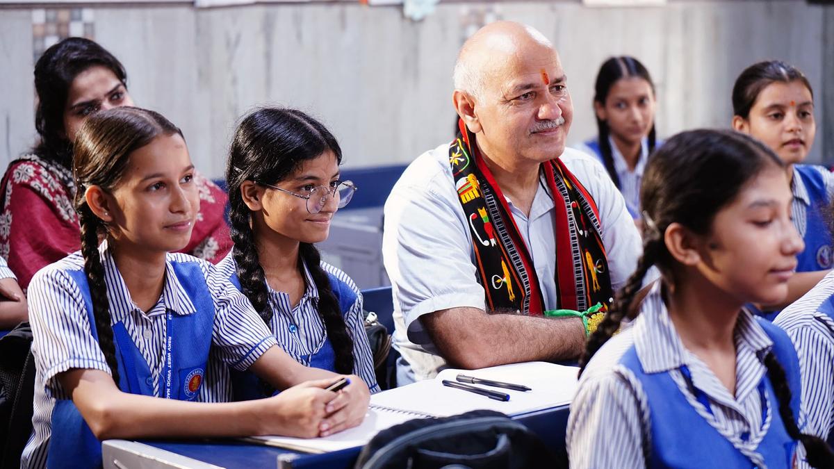 AAP launches Satyamev Jayate drive as Sisodia set to begin padayatra today 