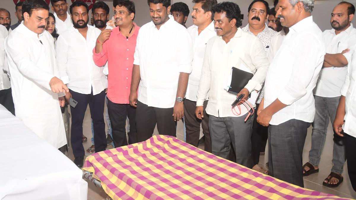 Pawan Kalyan’s birthday celebrations begin as low key affair 