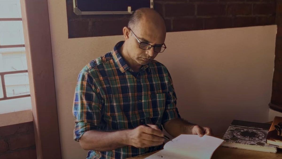 Malayalam documentary on writer GR Indugopan by Murali Krishnan S is unconventional and funny