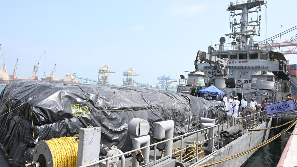 300 tonnes of relief materials sent to Sri Lanka