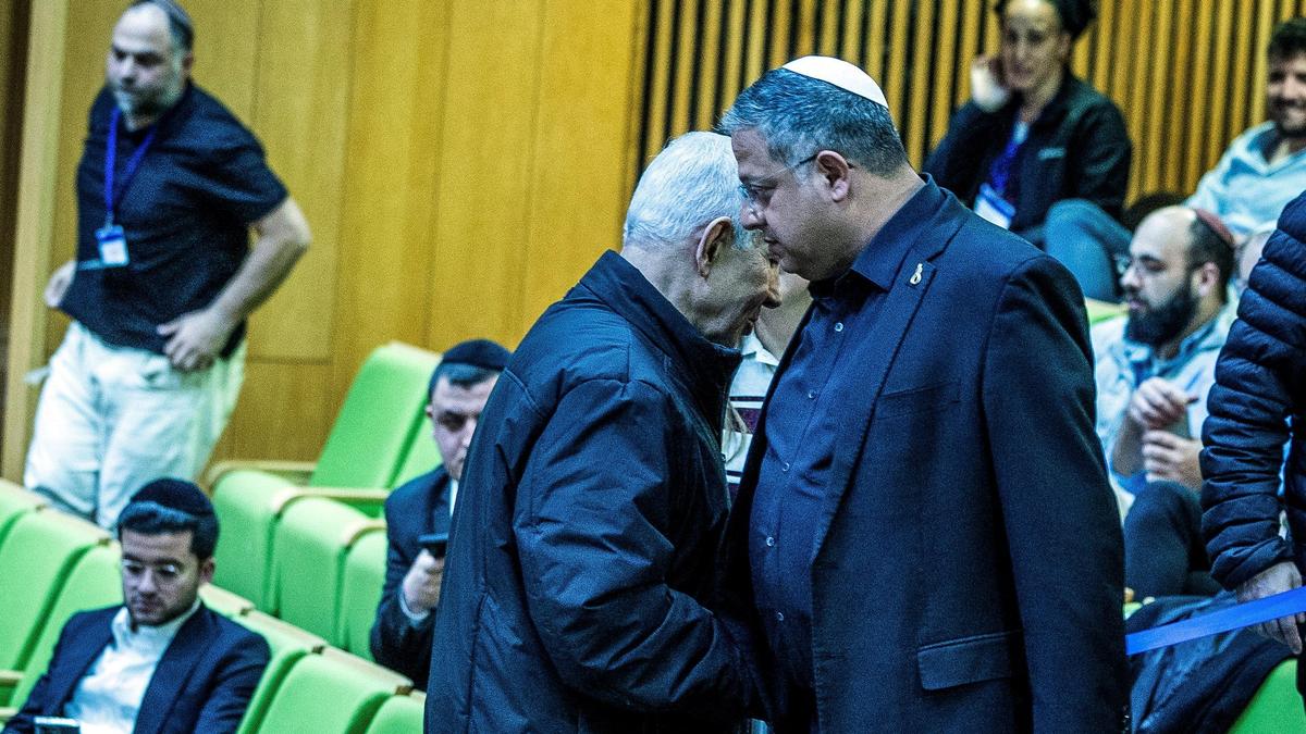 Israeli Parliament passes budget, allowing Netanyahu to avoid early elections