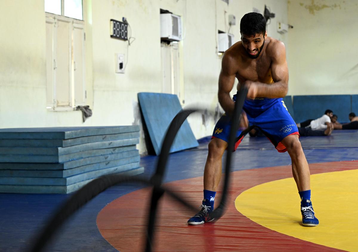 Delhi Dangal Warriors compró Sujeet Kalkal por ₹ 52 lakh. 