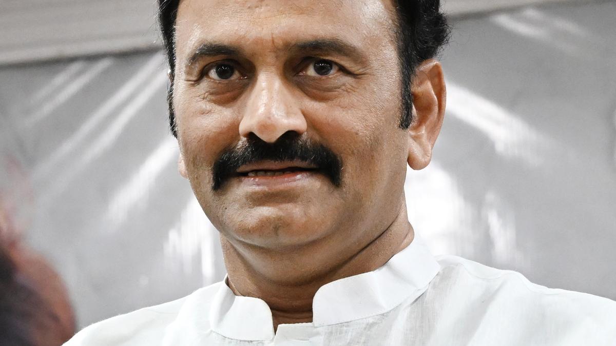 YSRCP leader questioned for second day in Raghu Ramakrishna Raju torture case