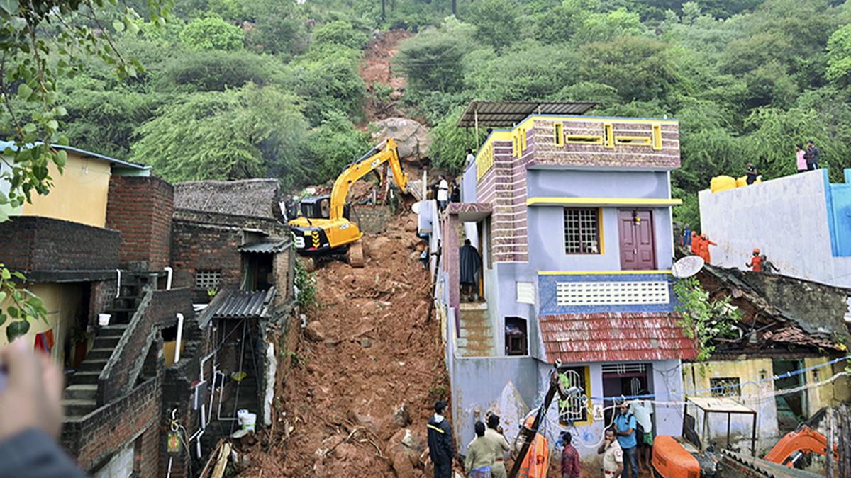 Tiruvannamalai landslip: Stalin condoles deaths, announces solatium