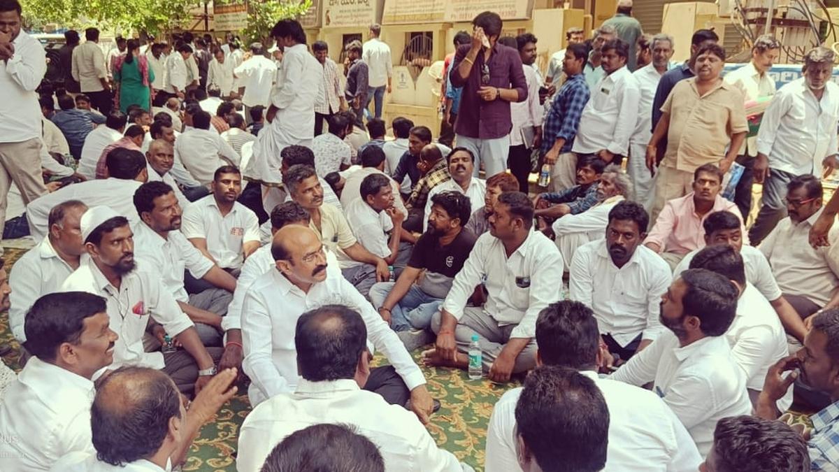 No respite for Avinash in SC, CBI stays put in Kurnool