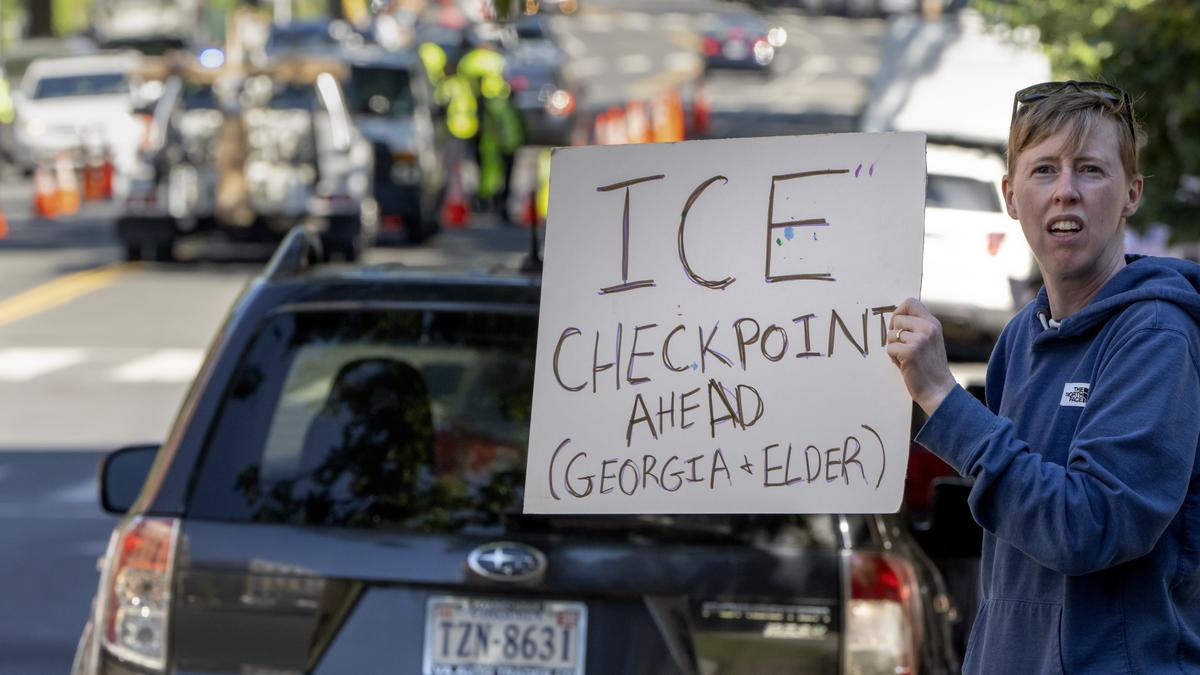 Two firefighters held at Washington ICE detention centre amid wildfire, U.S. representative says