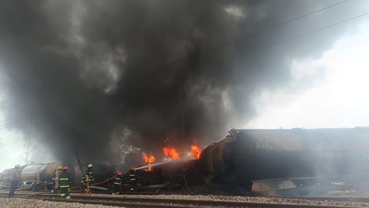 Wagon of a freight train carrying fuel catches fire near Tiruvallur railway station
