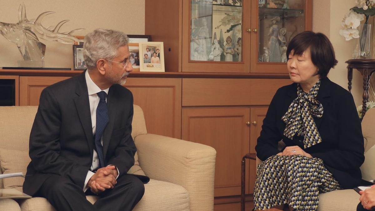 Jaishankar meets Japan's late PM Shinzo Abe's wife Akie Abe; hands over personal letter from PM Modi