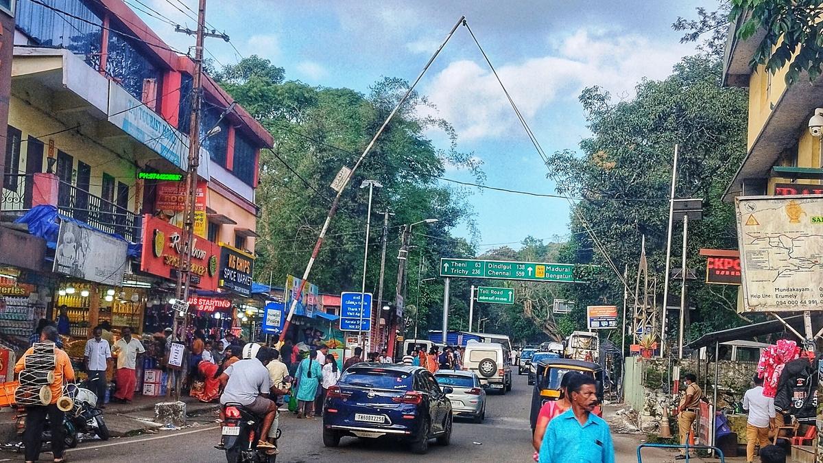 Surprise raid by Vigilance unearths corruption at Kumily check post