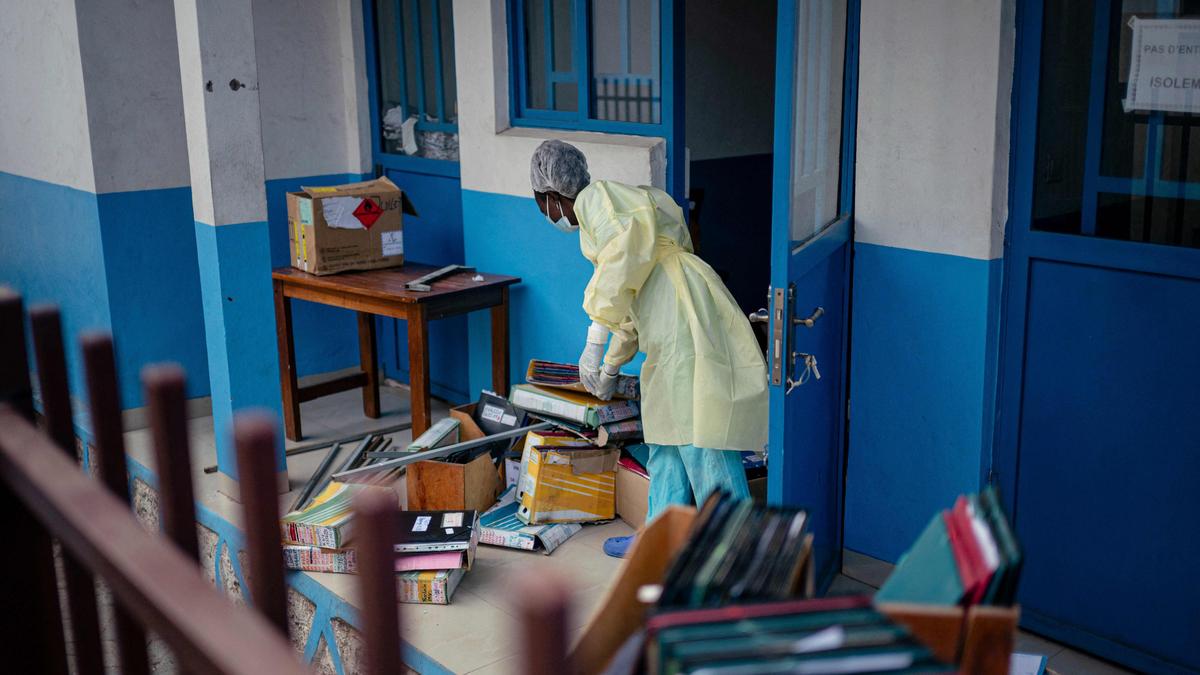 Why has the WHO declared a PHEIC over the Ebola outbreak in Africa ?