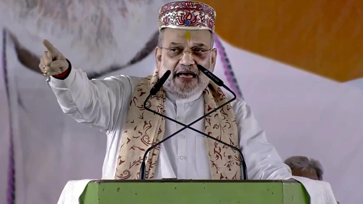 Bihar Assembly polls: Lalu wants to make his son Bihar CM, Sonia her son PM but both posts not vacant: Shah