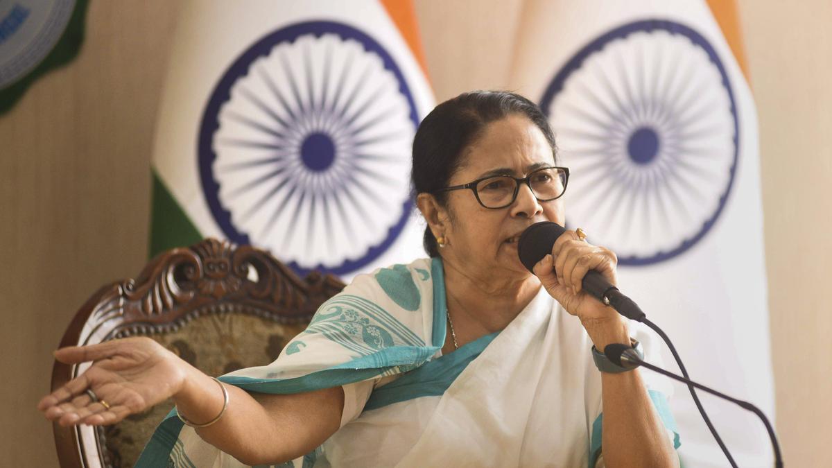 Mamata Banerjee demands Amit Shah’s resignation over ‘TMC govt. will collapse in 2025’ remark
