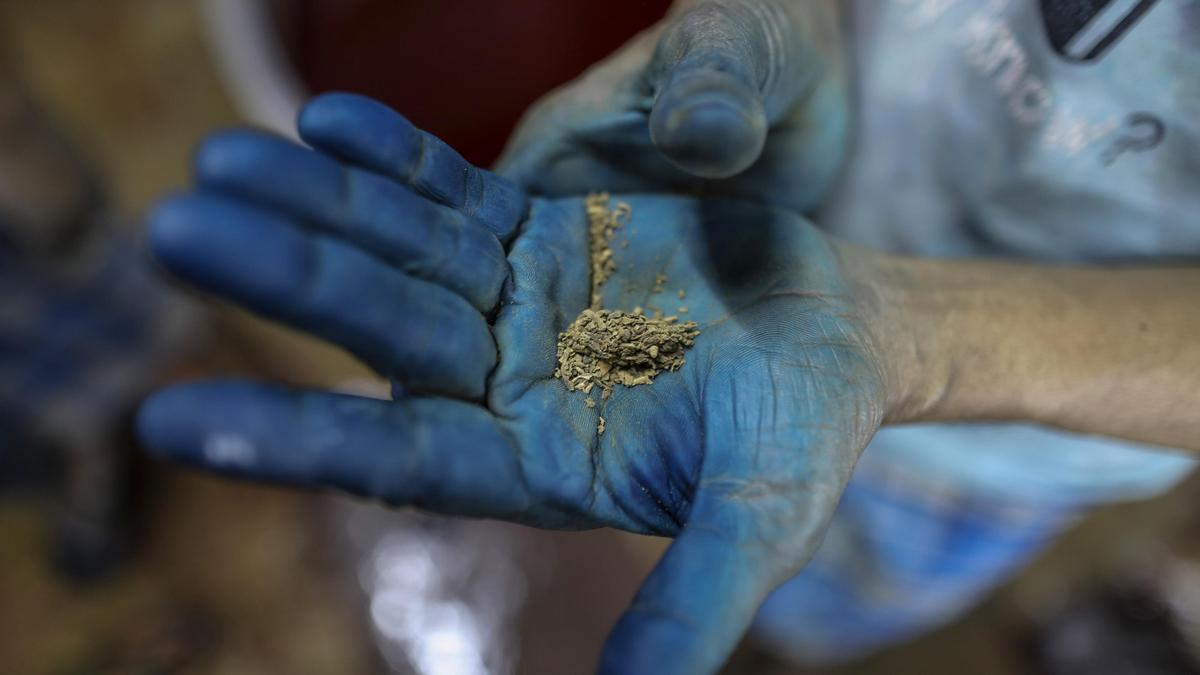 Researchers identify key genetic factors causing oral cancer early among Indian tobacco chewers