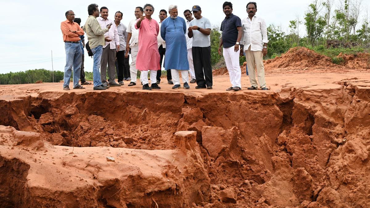 Rajendra Singh visits Erra Matti Dibbalu, Mudasarlova and Bheemunipatnam, decries destruction of environment