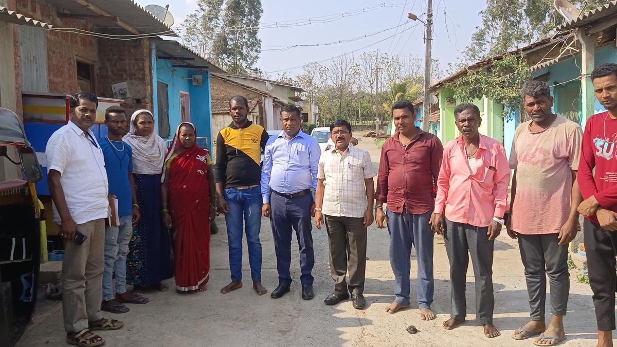 Tribal welfare officers visit Siddhi Colony in Belagavi district, promise to reach govt. benefits to members