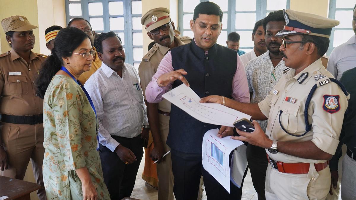 Madurai Collector chairs meeting with Election Observers