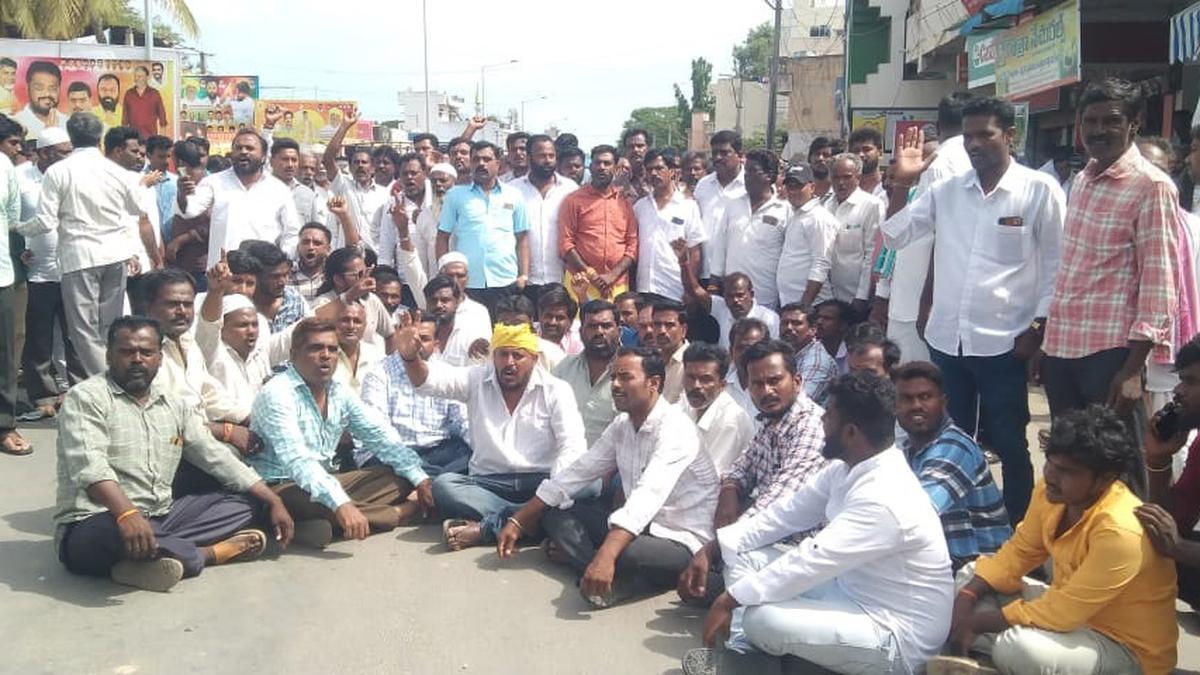 NDA cadres stage protests against Peddireddi’s proposed visit to Punganur town