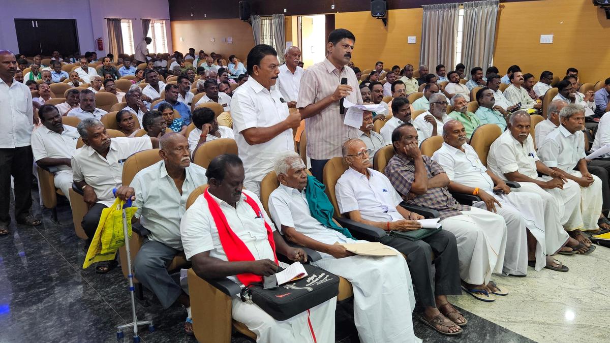 Farmers urge authorities not to evict farmers