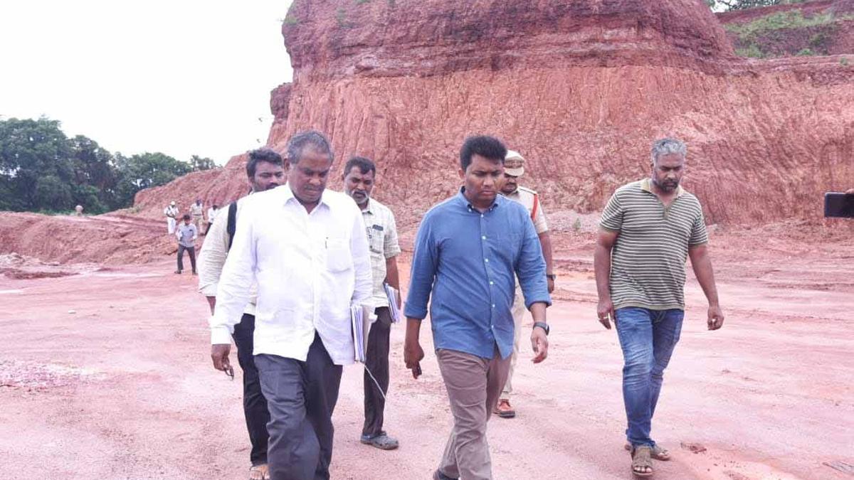 Illegal gravel excavation on 234-acre Gundla Metta hill exposed in Kakinada district