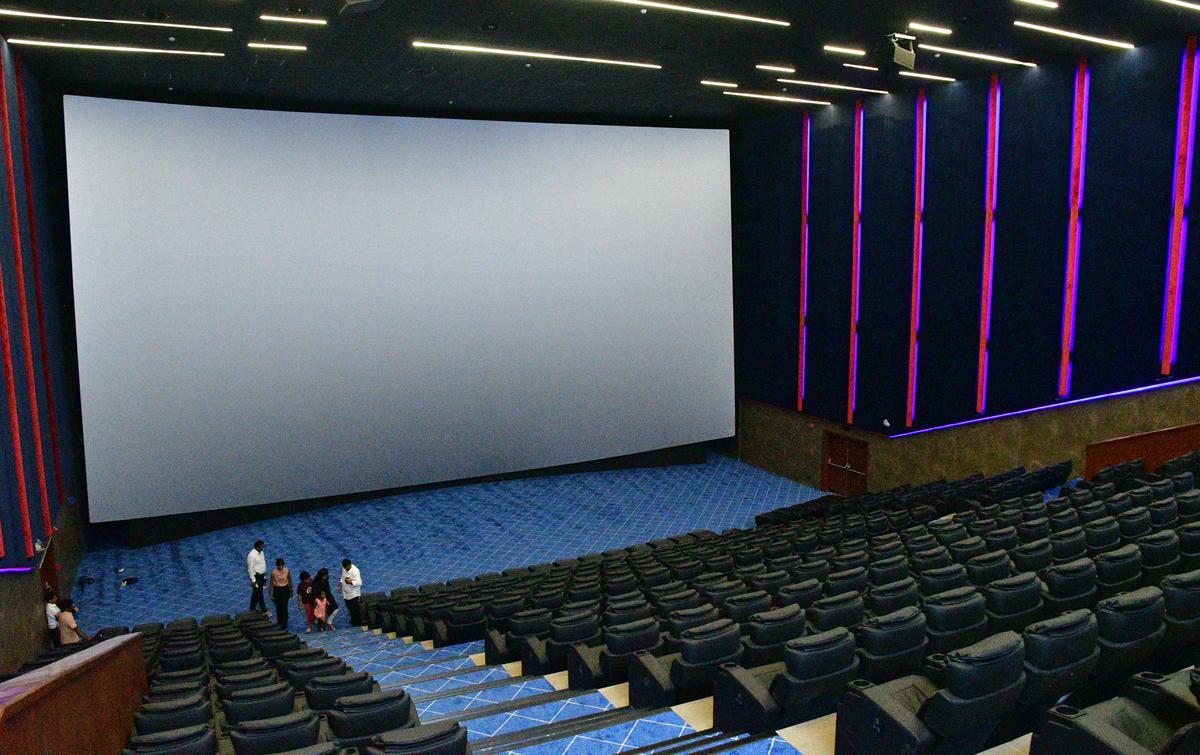 IMAX Laser screen 
