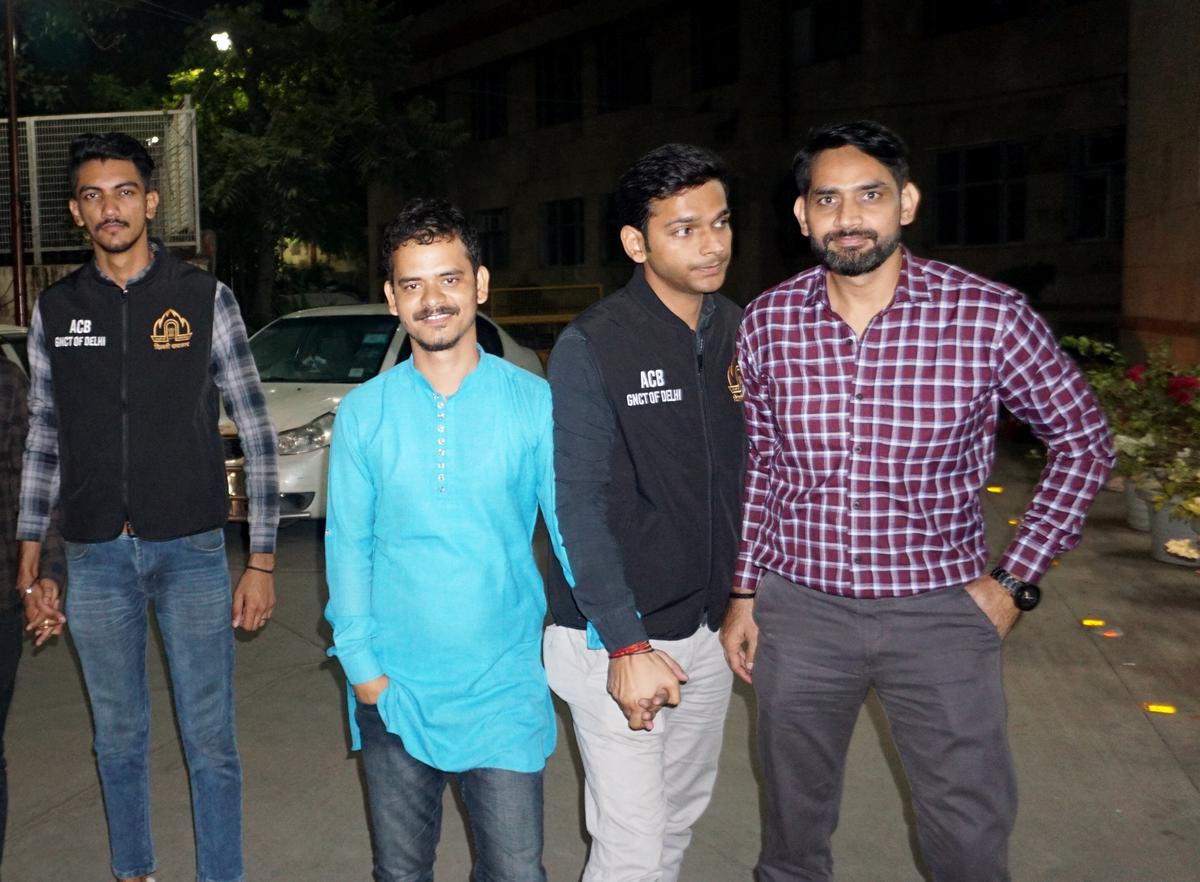 Aides of AAP MLAs arrested for ‘trying to sell’ MCD poll ticket