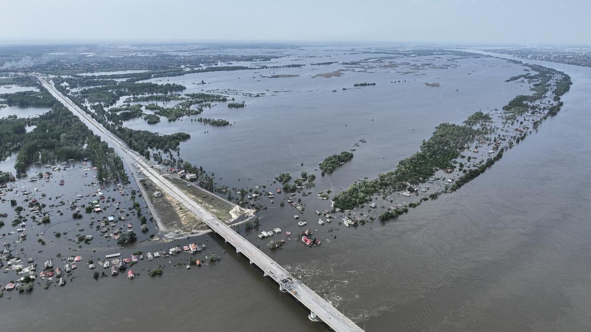 35 people missing after Ukraine flood: minister