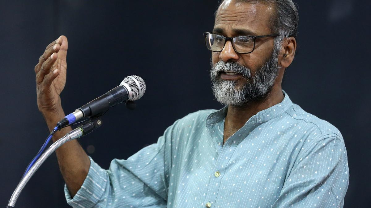 Azhikode raised voiced against communalism, says Sunil P. Elayidom