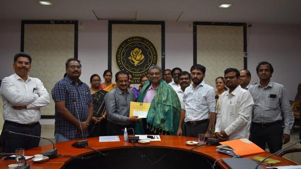 Faculty should focus on research, new developments, says V-C