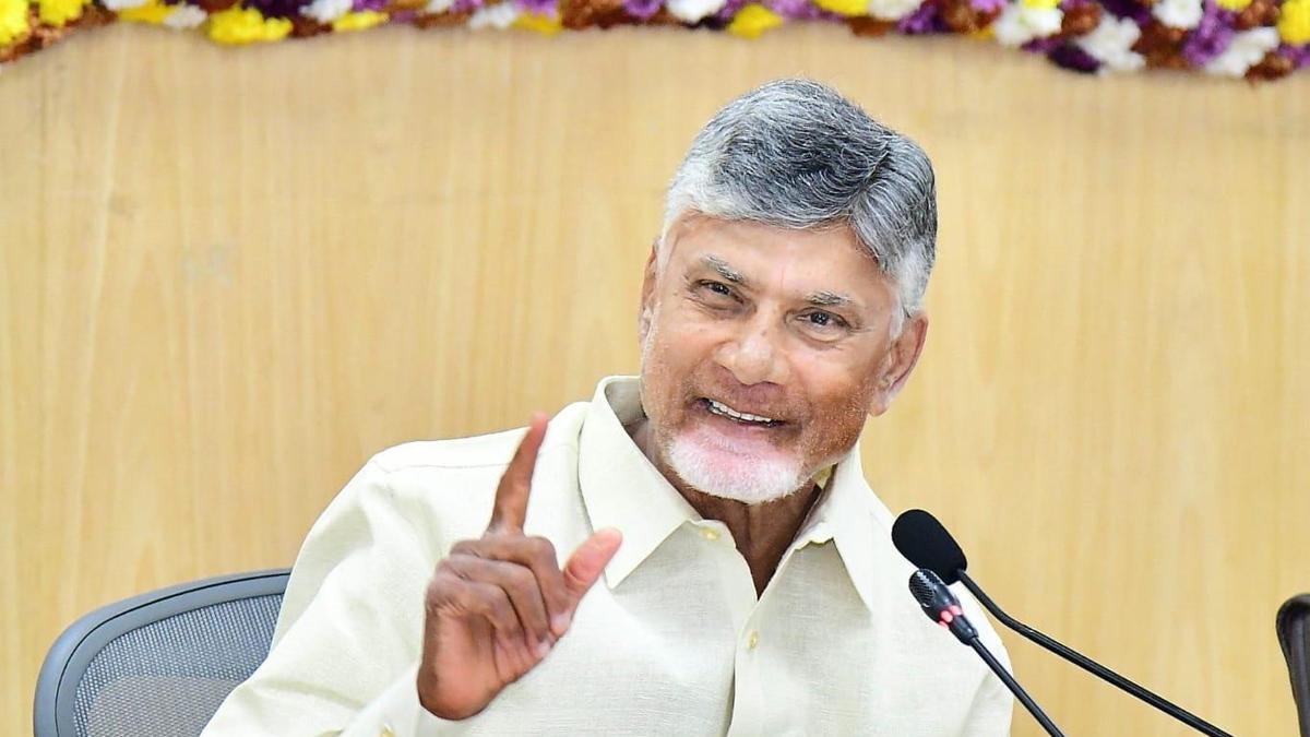 CM Naidu back in the saddle as &lsquo;CEO&rsquo;; YSRCP struggles for a foothold