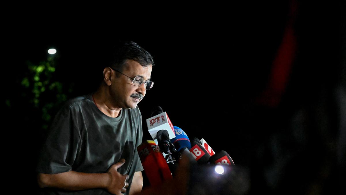 https://th-i.thgim.com/public/incoming/5w7ukz/article70924497.ece/alternates/LANDSCAPE_1200/6270_10_5_2024_21_55_26_1_KEJRIWALFROMJAIL_10_05_26.JPG