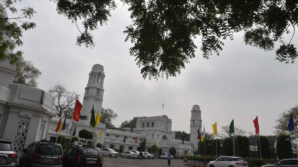 Delhi Budget approved by MHA, say L-G office sources