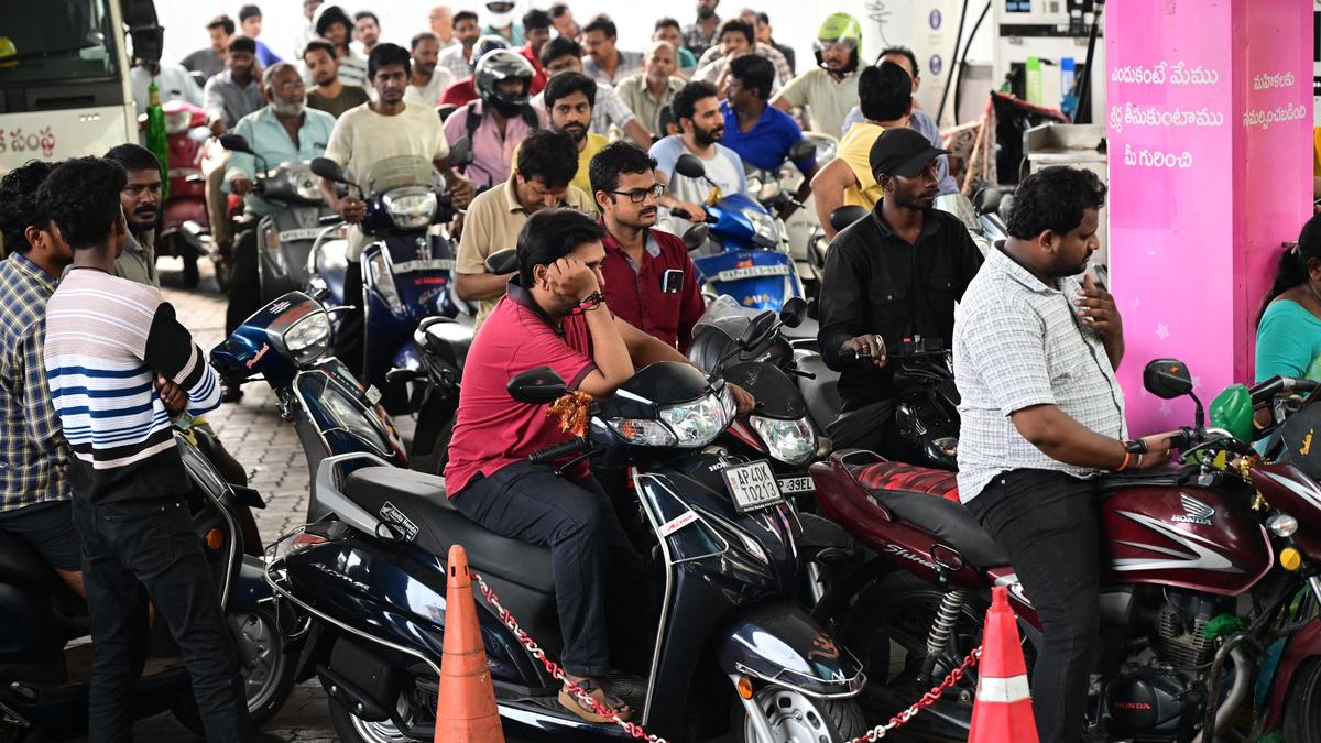 Long queues, closed petrol bunks spark fuel shortage fears in Andhra Pradesh