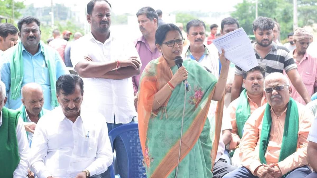 Garment factory polluting waterbodies in Shivamogga, allege villagers