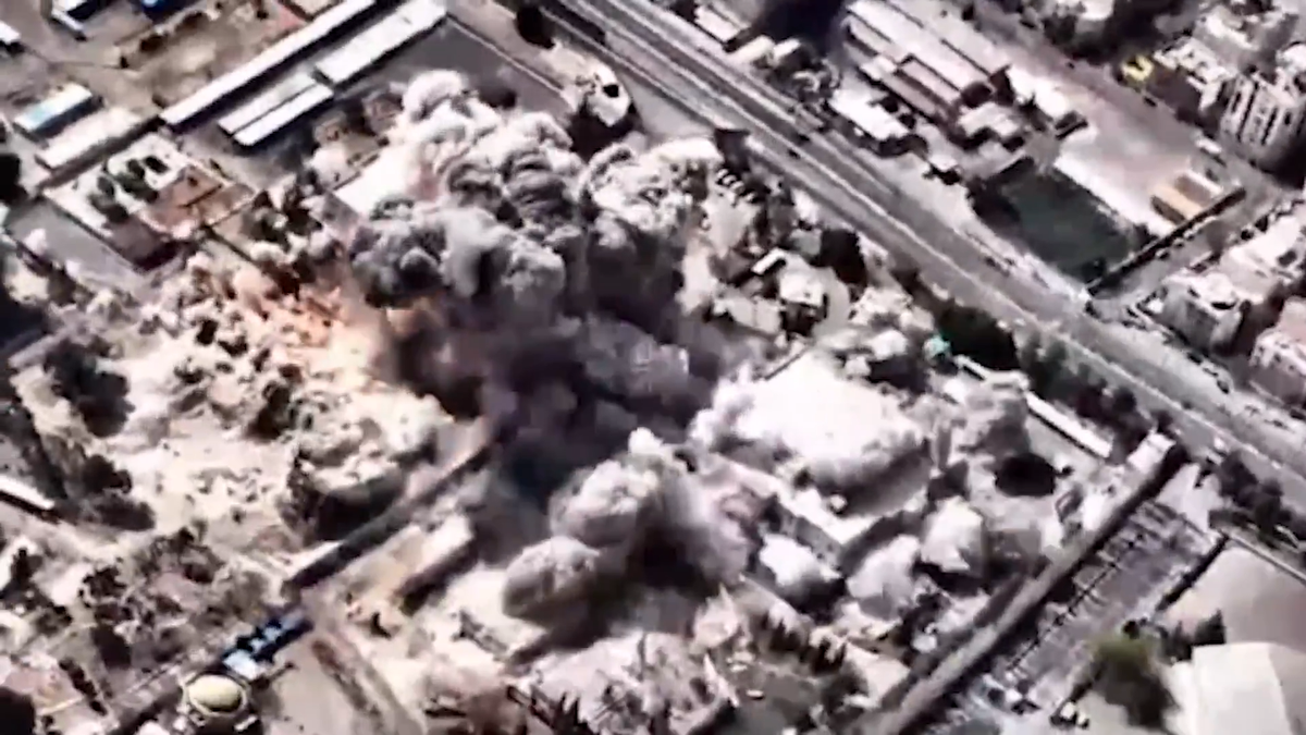 U.S. claims destroyed headquarters of Iran's Revolutionary Guards, says struck over 1,000 targets