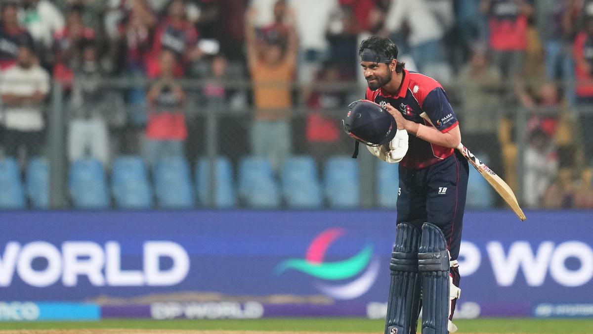 Piala Dunia T20: Airee menjadi bintang saat Nepal mencapai kesuksesan