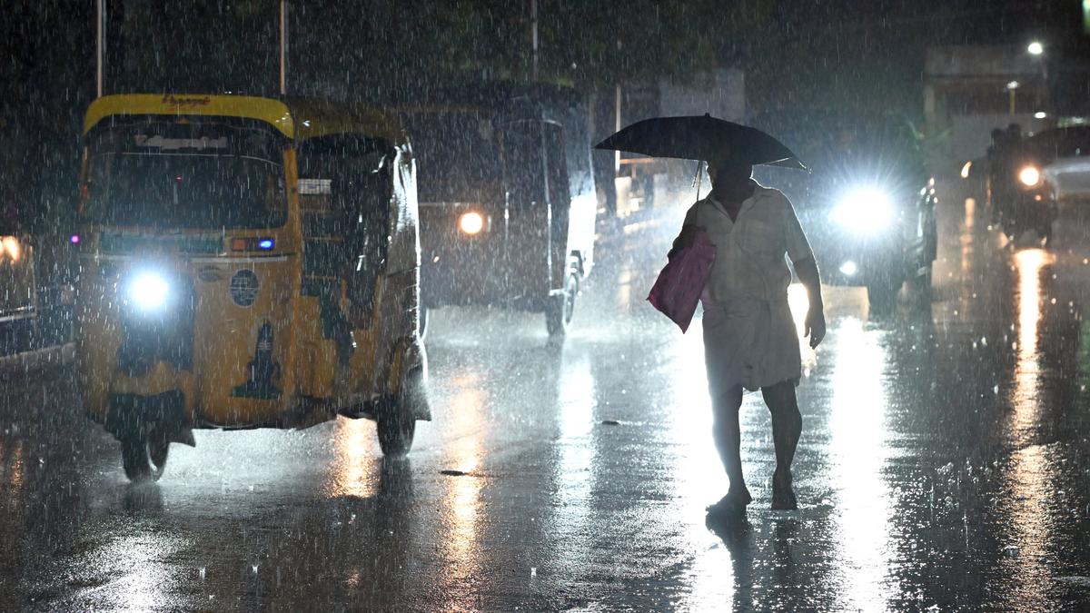 Rains pounds Madurai city on Saturday evening