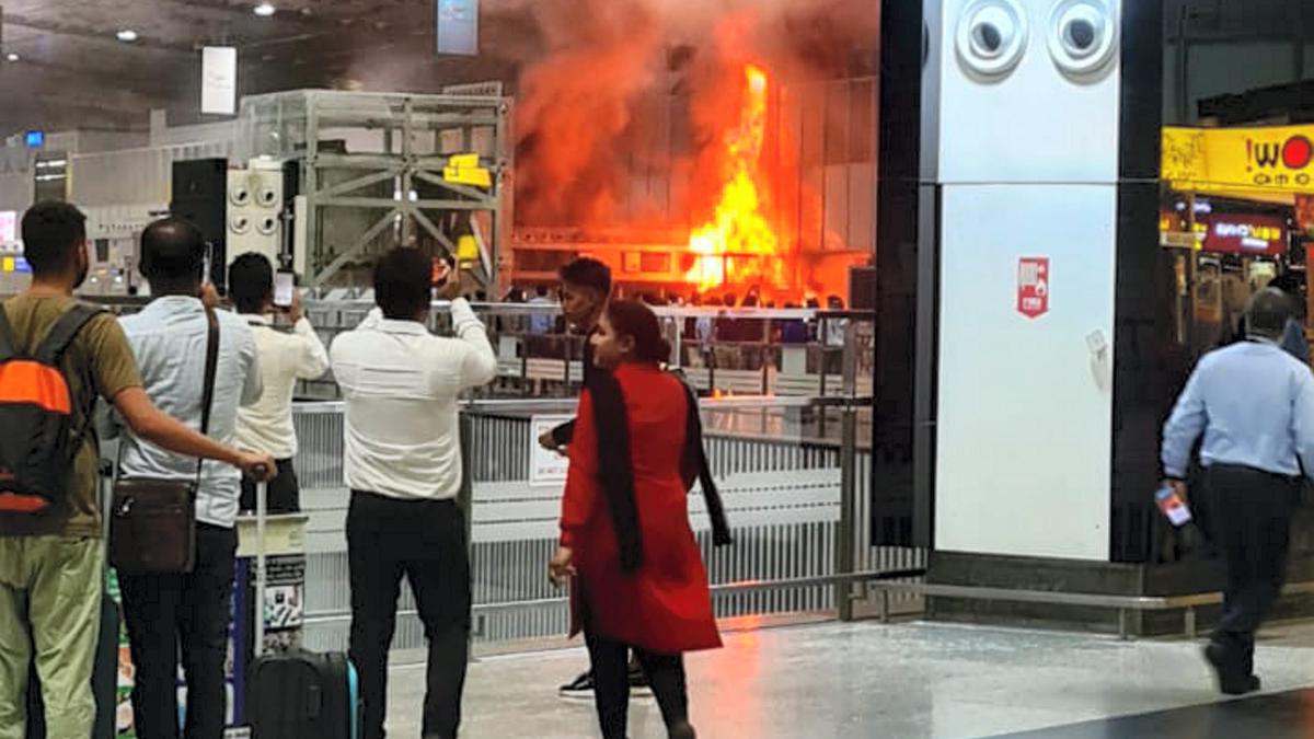 Fire breaks out in Kolkata airport, no casualties reported