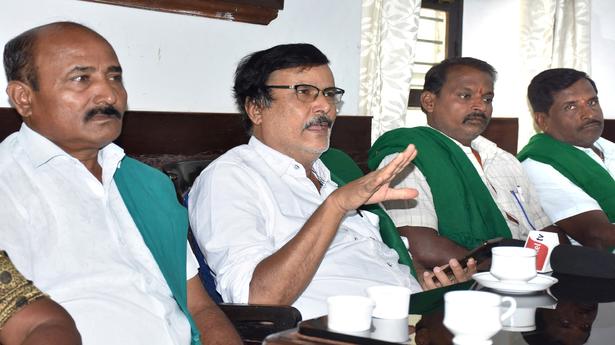 Farmers seek higher FRP for sugarcane