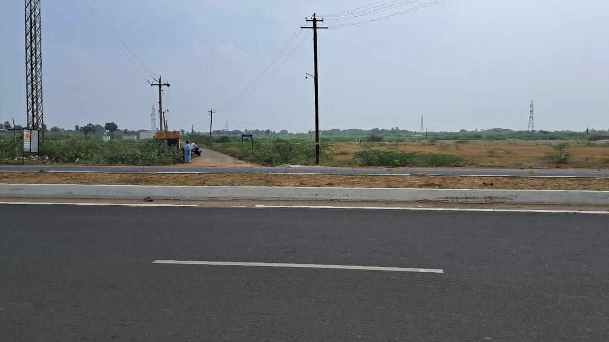 Vadugapatti villagers fear isolation due to lack of median on Tirumangalam-Sengottai fourway highway
