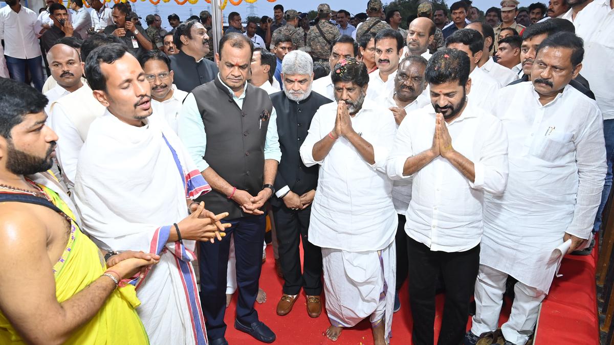 Foundation laid for Young India Skill University in Kandukuru  