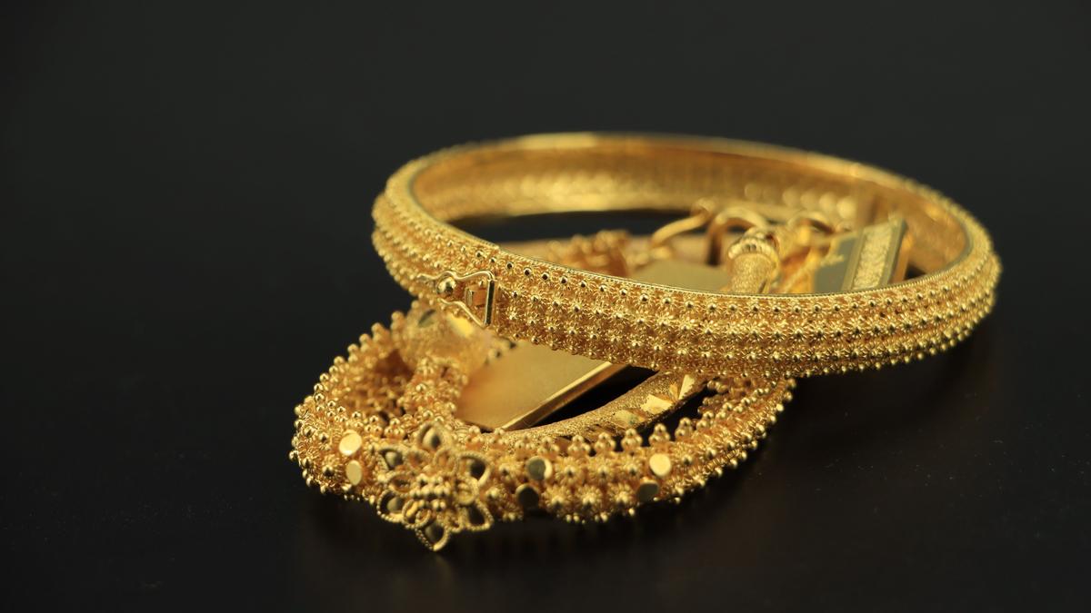 Unlock the Value of Your Gold: How Today's Gold Rate Can Brighten Your Diwali Festivities