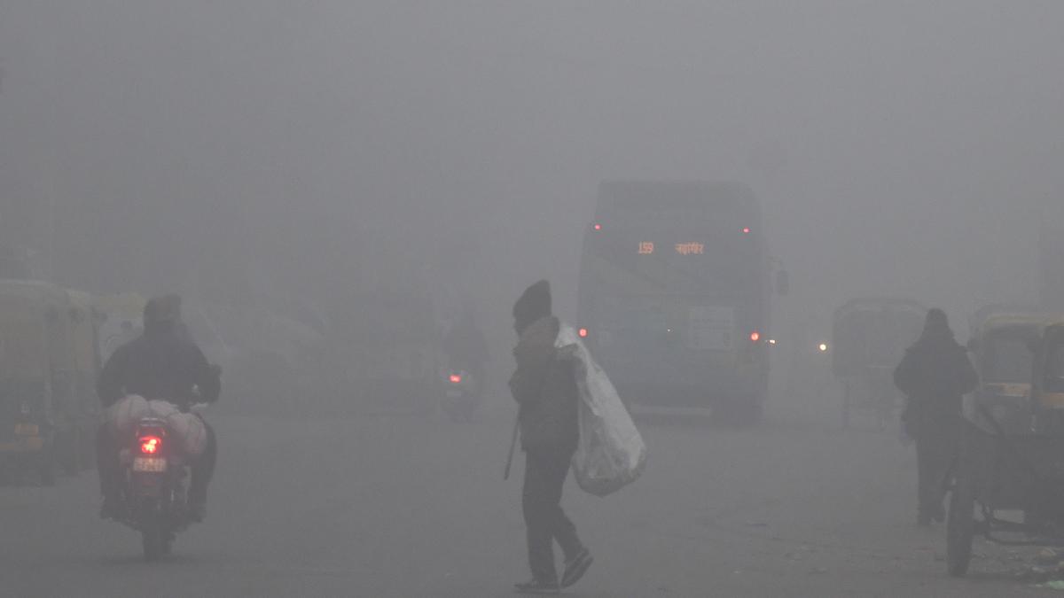 Dense fog blankets north India; Delhi airport sees seven flight diversions